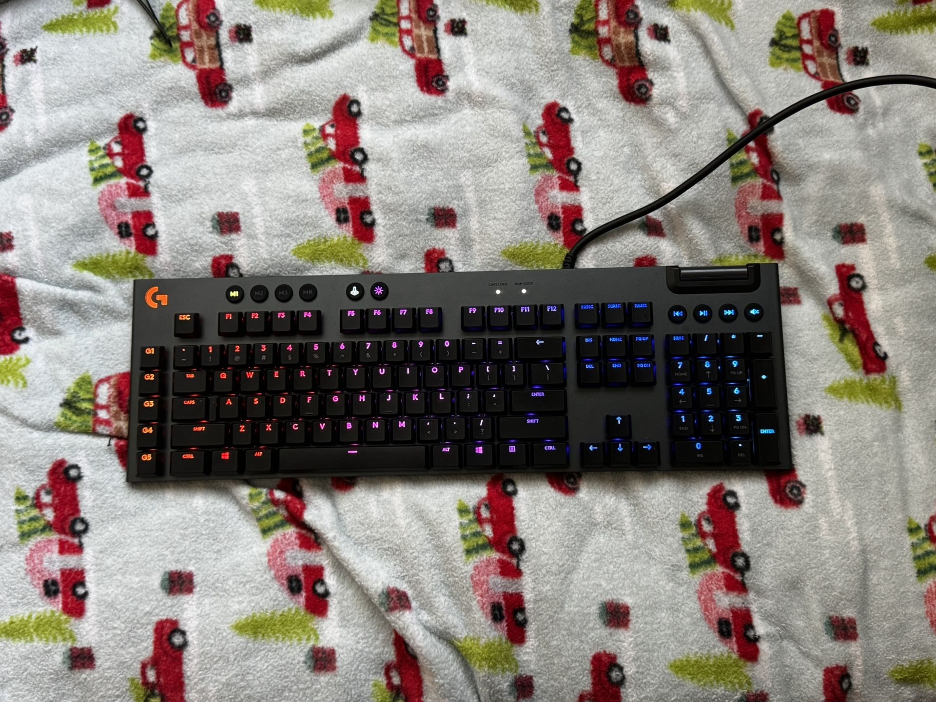 Logitech G815 CLICKY GAMING KEYBOARD