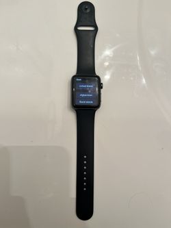 ✨ Apple Watch For Sale – Great Condition + Brand New Charger ✨20