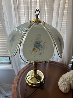 Vintage touch lamp