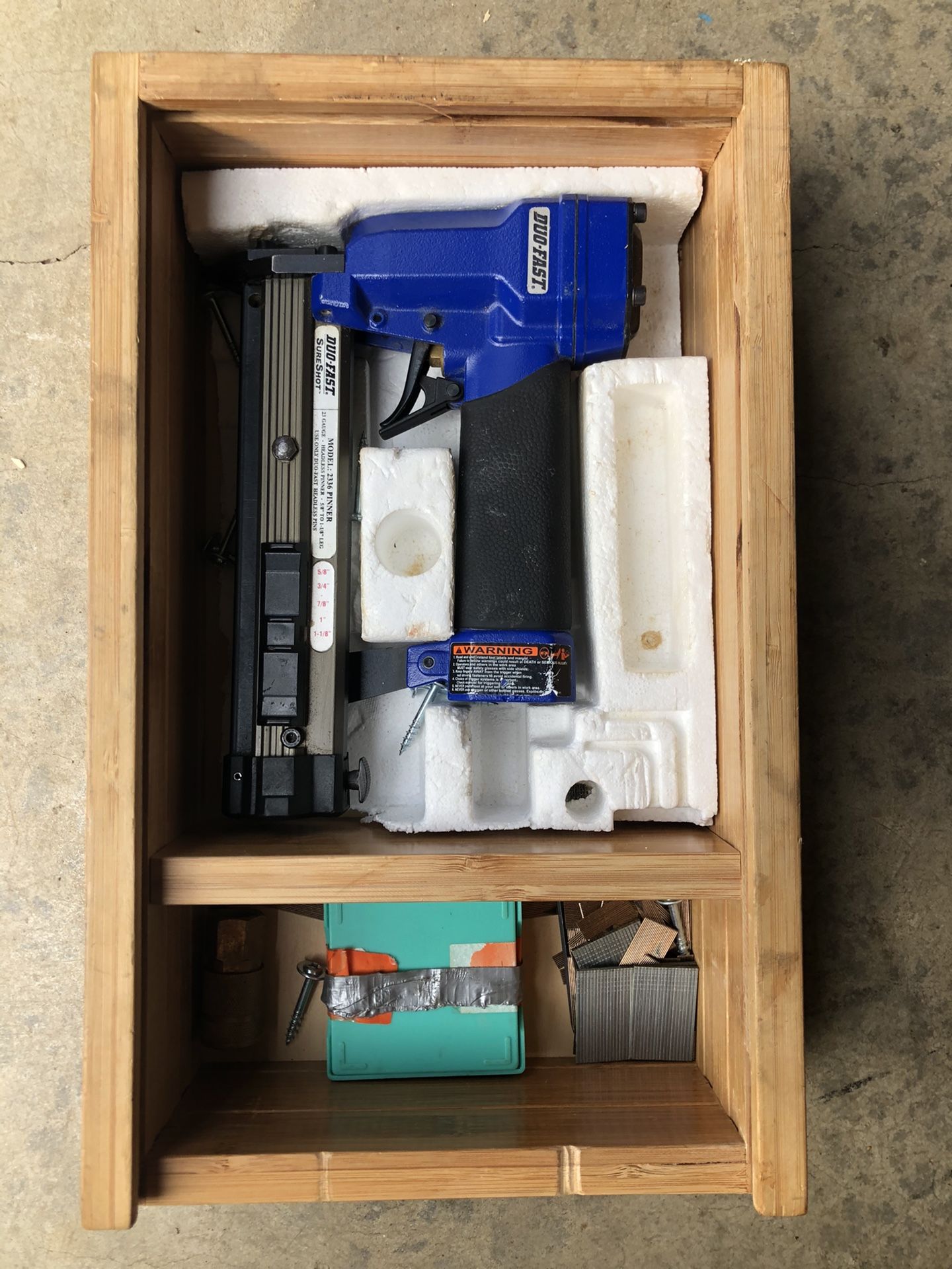Like new Nail gun