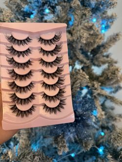 Eyelashes 
