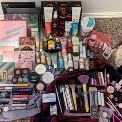 New Opened But Unused And Lightly Used High-End Luxury Makeup And Skincare Lot..Over 1500 Items Will Give The Best Deal If Someone Buys Them All 