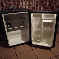 Mini fridge