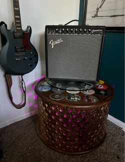 Wood End Table/Small Coffee Table