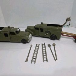Two Hubley Kiddie Toy 478 Bell Telephone Truck