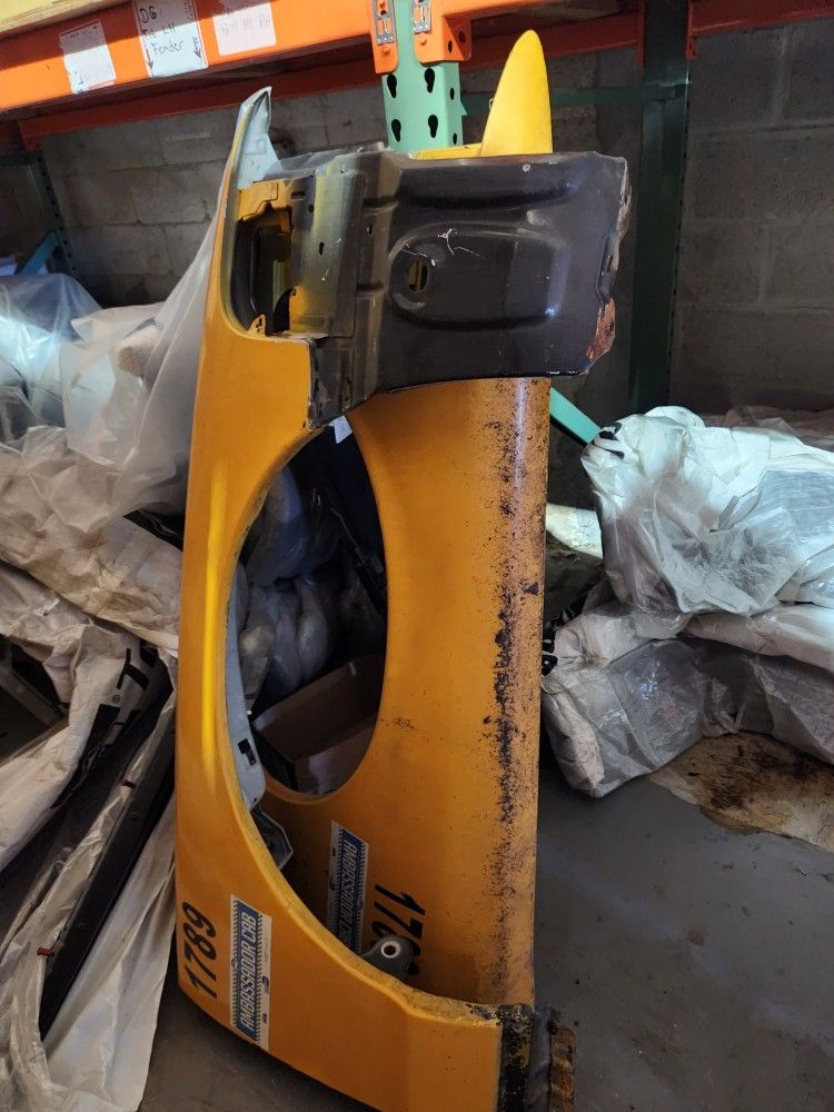 Used Fender For Taxi