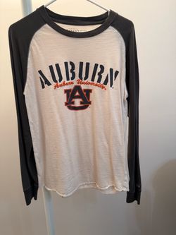 Auburn University AU raglan long sleeve tee, Colosseum, Size M