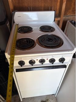Hotpoint stove