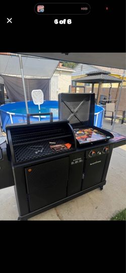 22" XL Griddle and Pellet Grill Combo Black Liquid propane and wood pell...