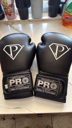 Sparring gloves