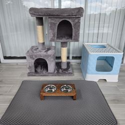 Casa De Juegos, Caja De, Tapete Lavable Y 2 Platos Con Base En Madera Para Gatos.