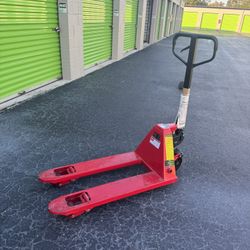 Slim Pallet Jack