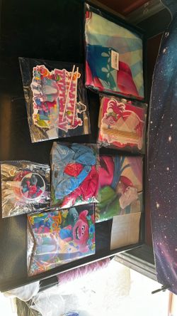Trolls bday pack decor
