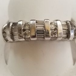 14kt. White Gold And Diamond ring 