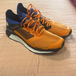  Mens North  Face Shoes Size 9.5  New