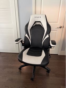 Computer chair