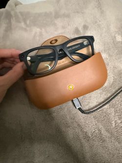 Meta glasses