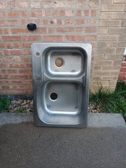 Stainless Steel Kitchen Sink