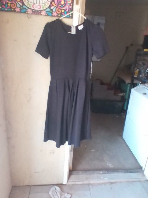 Brand New With Tags Lularoe Medium Amelia Black Dress