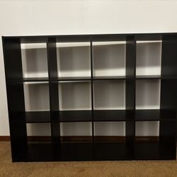 Bookshelf 