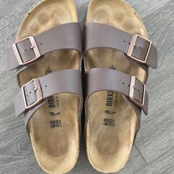 Womens Arizona Birkenstock Size 40 Dark Brown