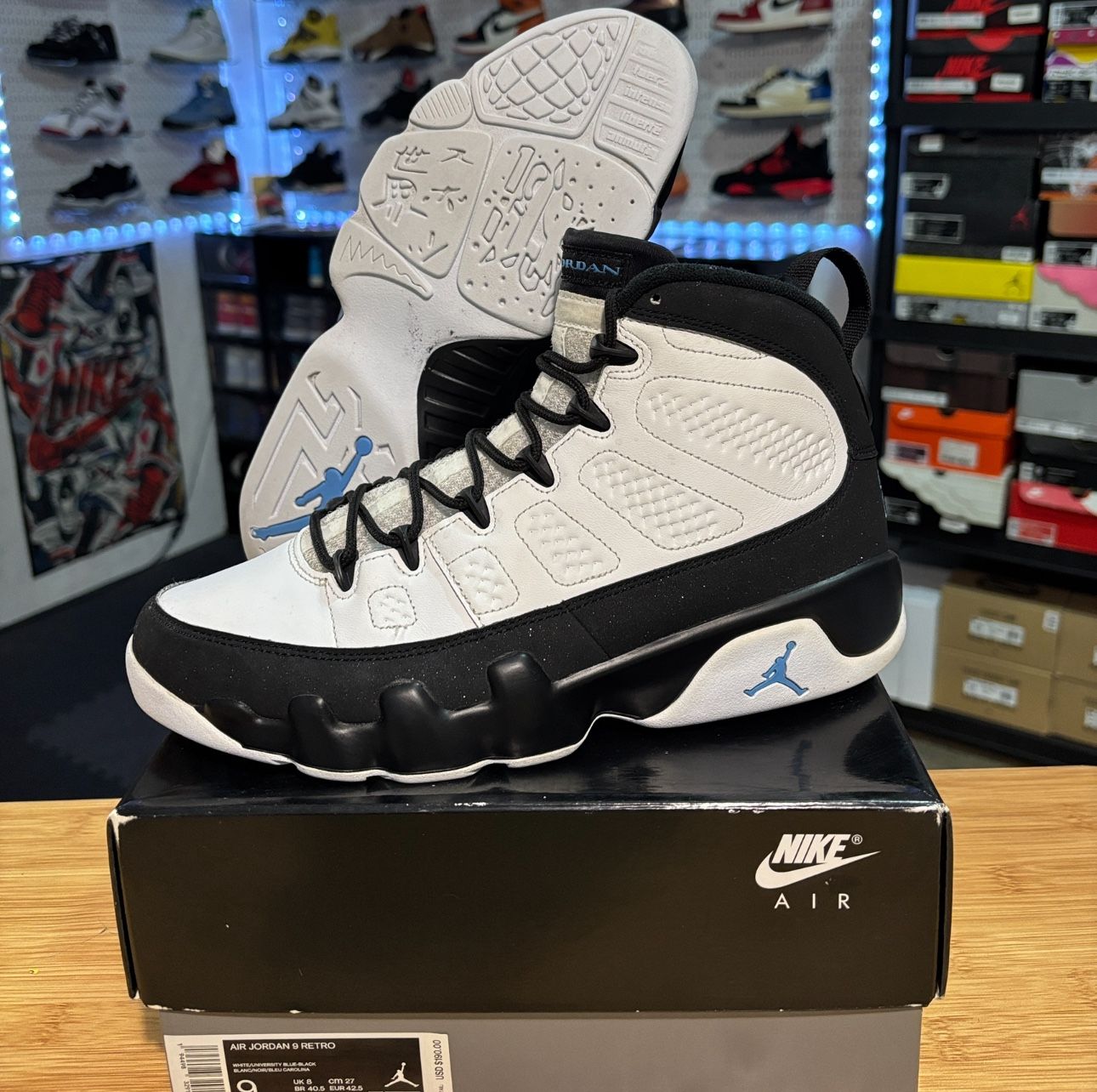 AIR JORDAN 9 RETRO CAROLINA SIZE 9 