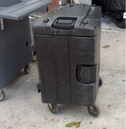 Food warmer transport Rubbermaid