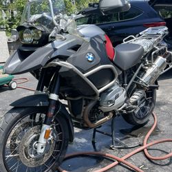 2011 BMW GS A