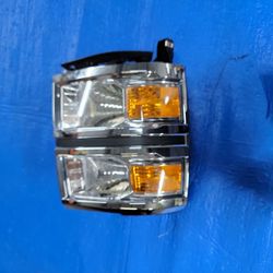 FOR 14-15 CHEVY SILVERADO 1500 CHROME HOUSING AMBER CORNER HEADLIGHT HEAD LAMPS