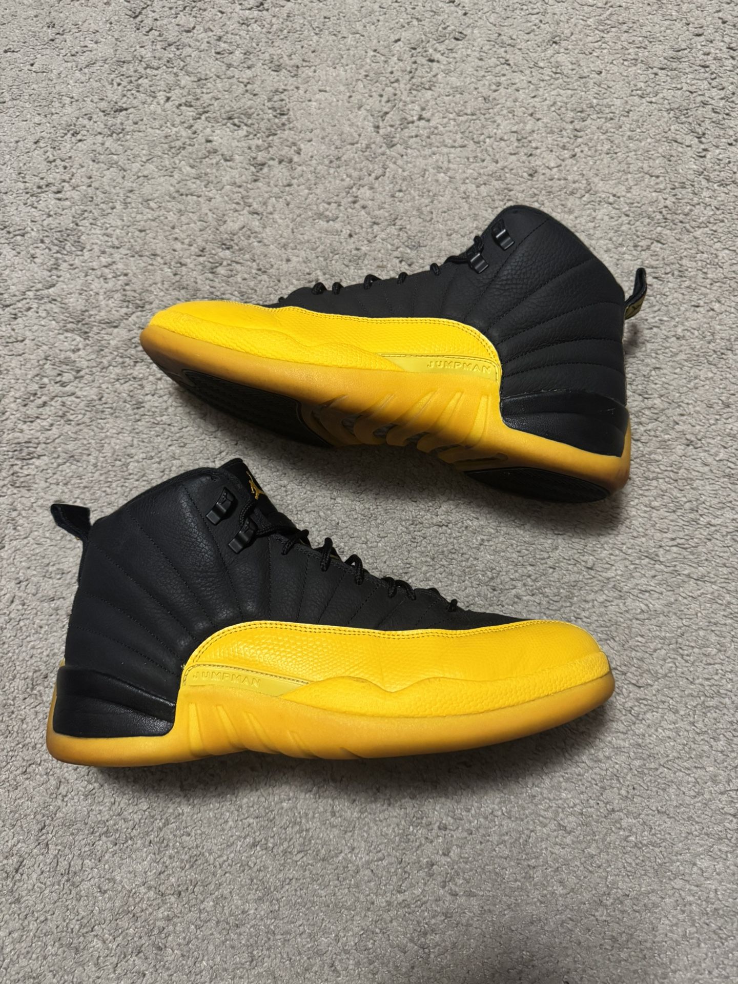 VNDS JORDAN 12 GOLD SIZE 13