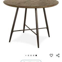 Dining Room Table & 4 Chairs 