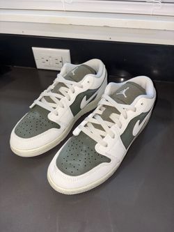 Nike Air Jordan 1 Low Sneakers