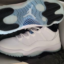 Jordan 11 Low Legend Blue