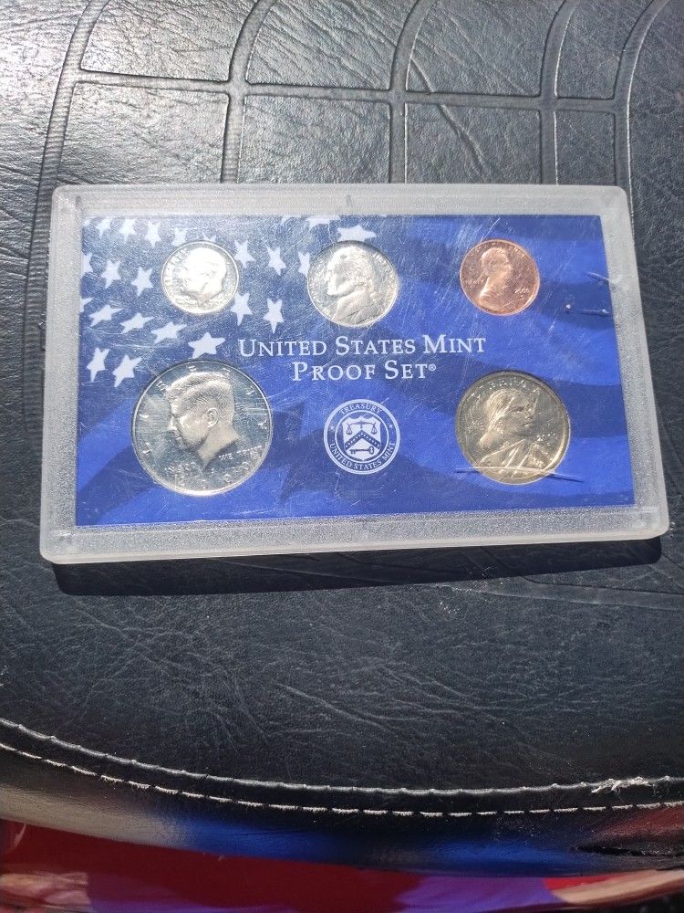 The Year 2000 United States Mint Proof Set