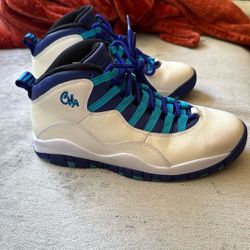 Jordan 10 (Size 8)