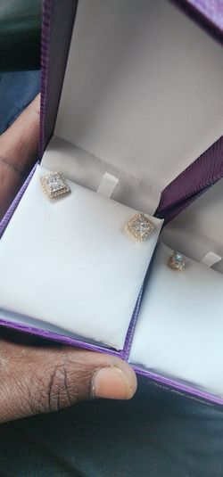 14k Real Diamond Errings