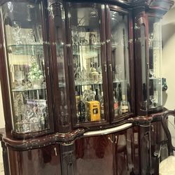 Juego De Comedor , Mesa Con 6 Sillas Y Vitrina 