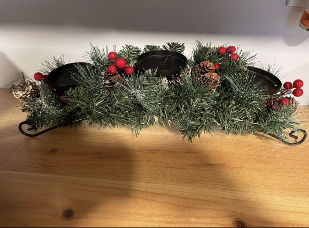 3 Candle Holiday Decorative Candle Holder 