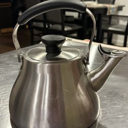 OXXO CLASSIC  TEA KETTLE 
