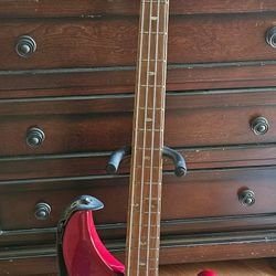 Mitchell Bass