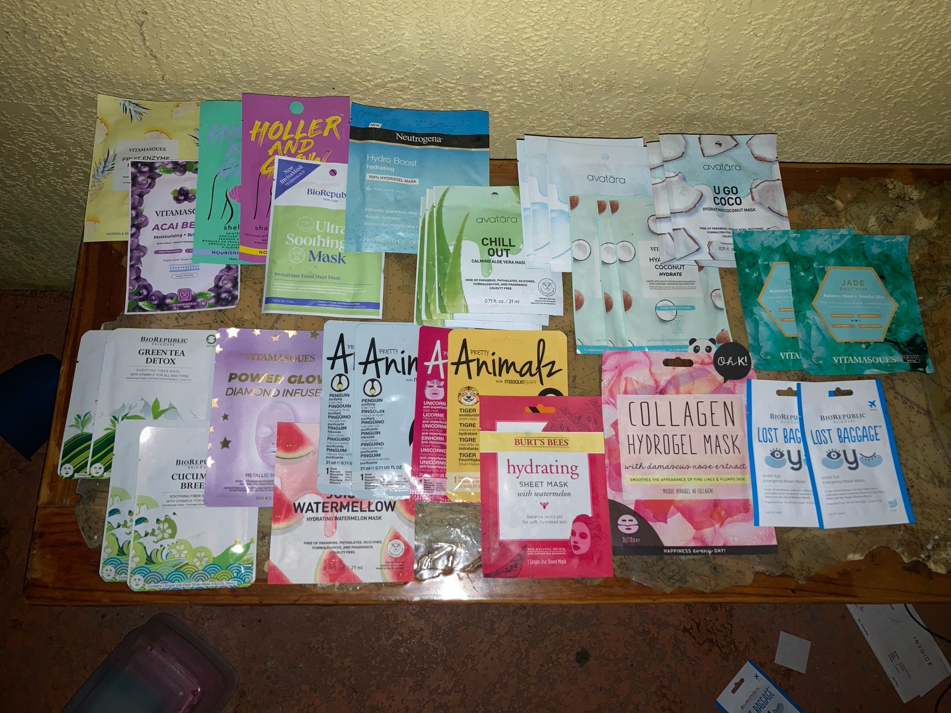 Variety Of Face Masks (PLEASE READ DESCRIPTION)