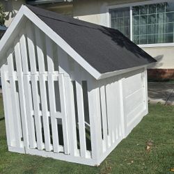 New Exterior Dog House