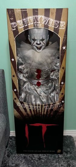 Penny Wise “IT” Doll Premium Scale