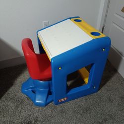 VINTAGE Little Tike Art Desk & Swivel Chair