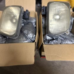 Original 2004 Toyota Tacoma Pre Runner Headlights 