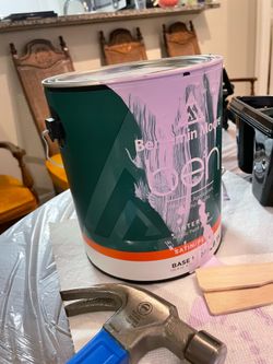 Indoor Paint- lavender- Benjamin Moore- 1 gallon