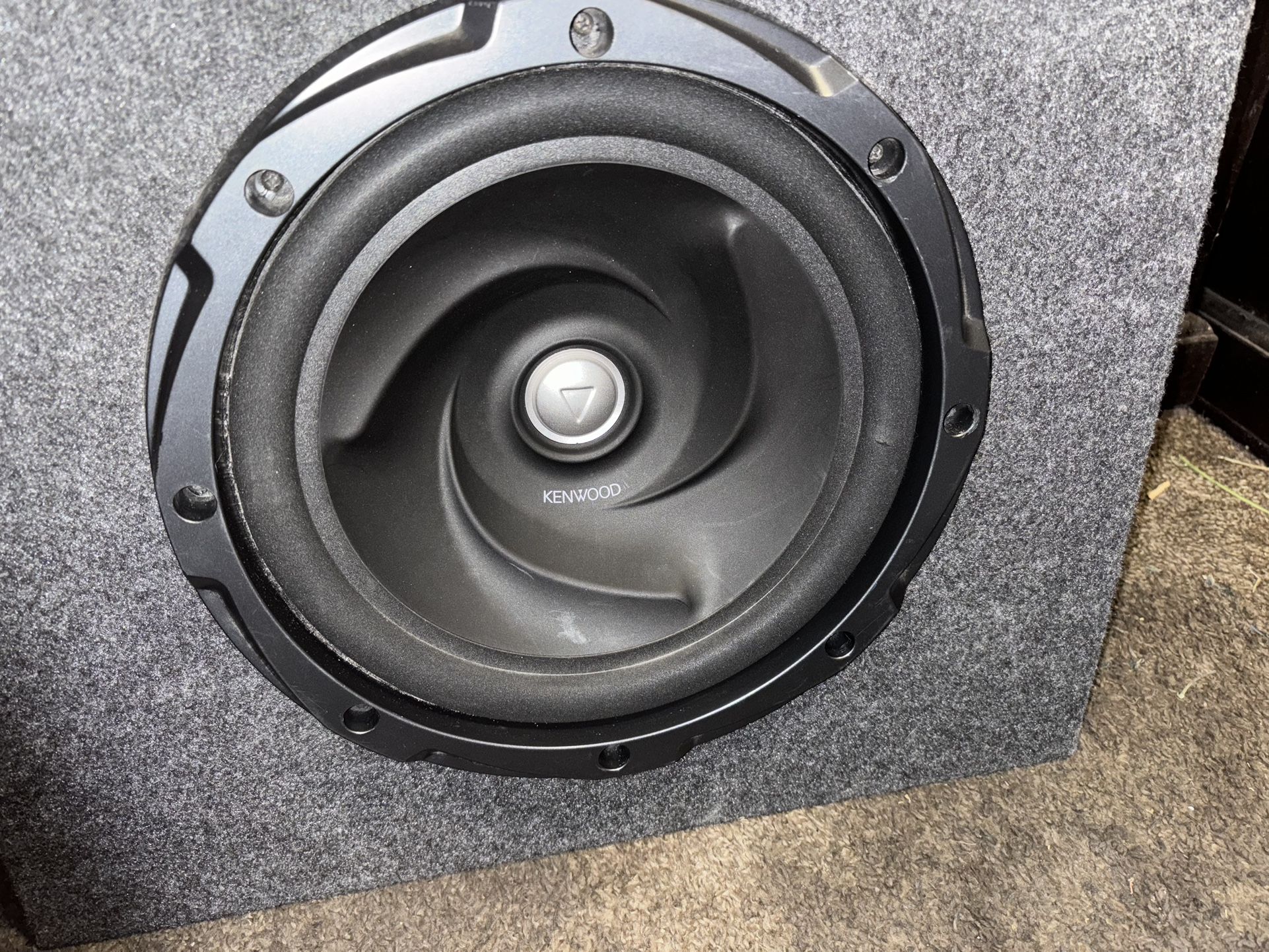 Selling A Kenwood KFC-W3010 Subwoofer 