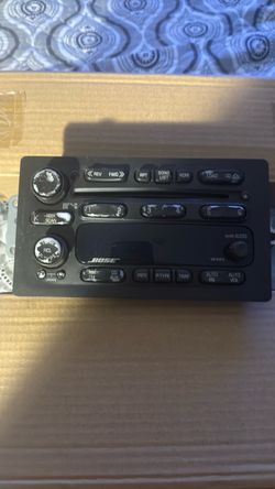 Am/Fm  CD Bose car stereo