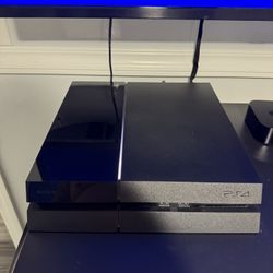 PS4 With Games, Two Controllers And Controller Charger