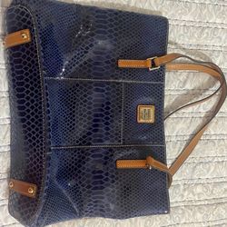 Dooney  Leather Purse